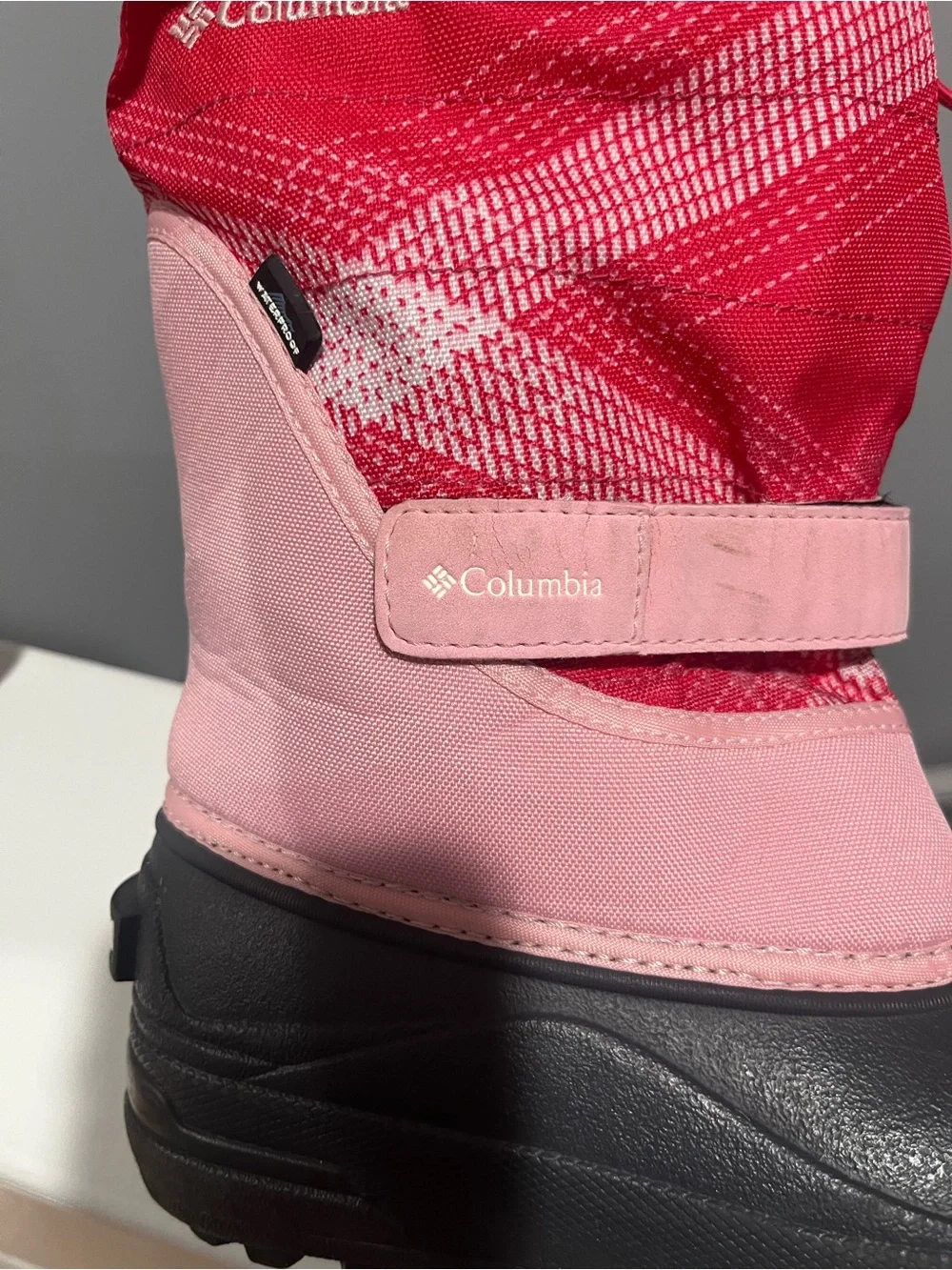 Columbia Girls Kids Size 3  Waterproof Winter Snow Boots Pink & Gray